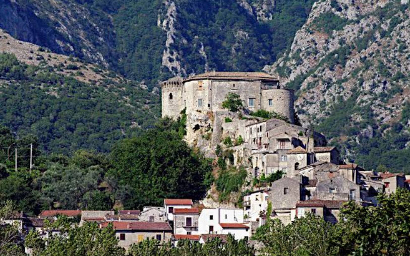 Castello Pandone di Prata Sannita, Italy